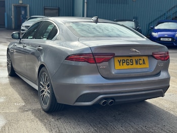 Used Jaguar XE 2019 for sale - 78043254: Photo