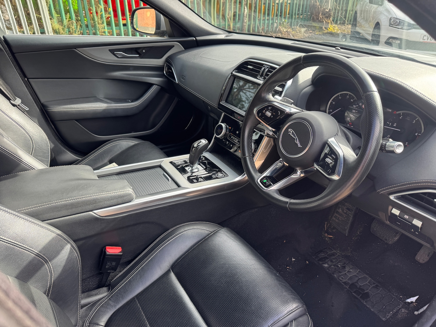 Used Jaguar XE 2019 for sale - 78043254: Photo 5