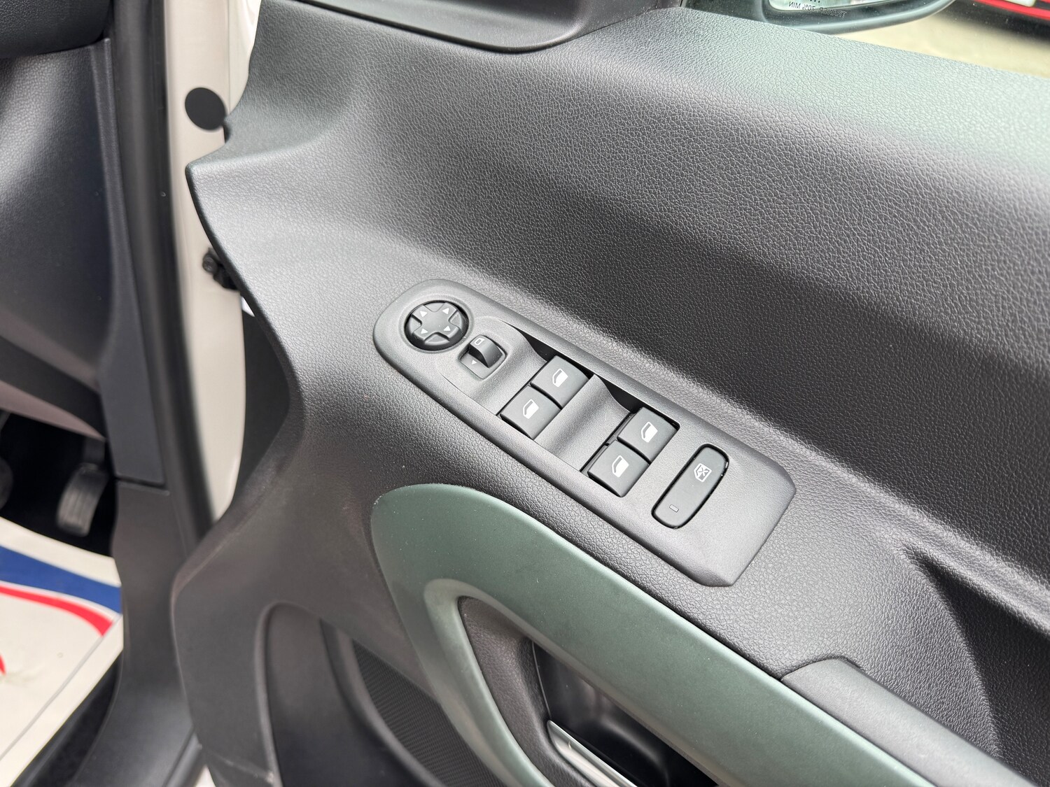 Used Citroen Berlingo 2018 for sale - 75835536: Photo 13