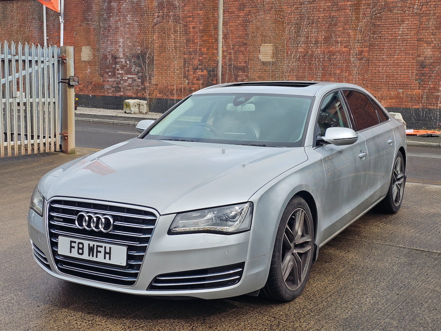 Used Audi A8 2011 for sale - 78132112: Photo 3