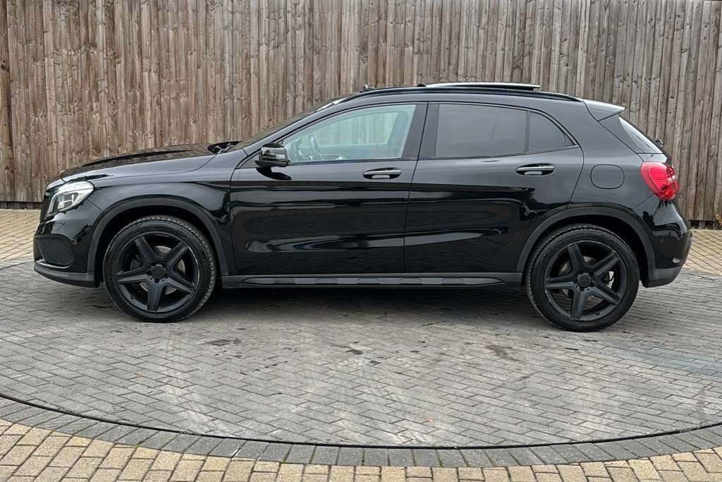 Used Mercedes-Benz GLA 2016 for sale - 76334681: Photo 4