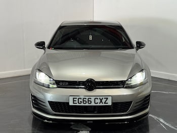 Used Volkswagen Golf 2017 for sale - 79090978: Photo