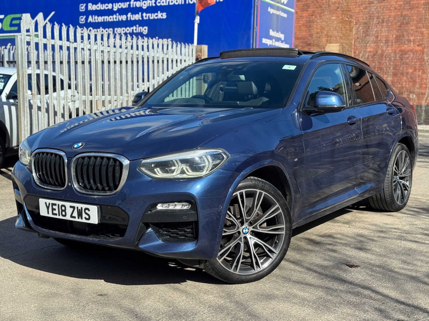Used BMW X4 2018 for sale - 77888725: Photo 2