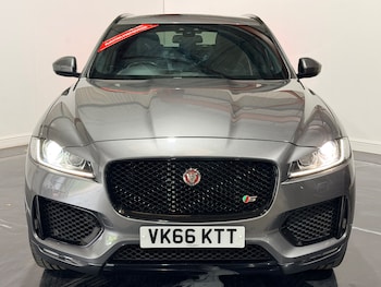 Used Jaguar F-Pace 2016 for sale - 79595278: Photo