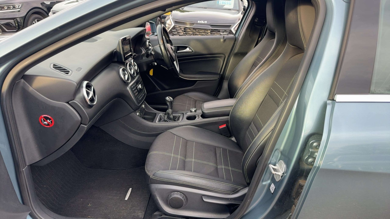 Used Mercedes-Benz A-Class 2013 for sale - 76557787: Photo 5