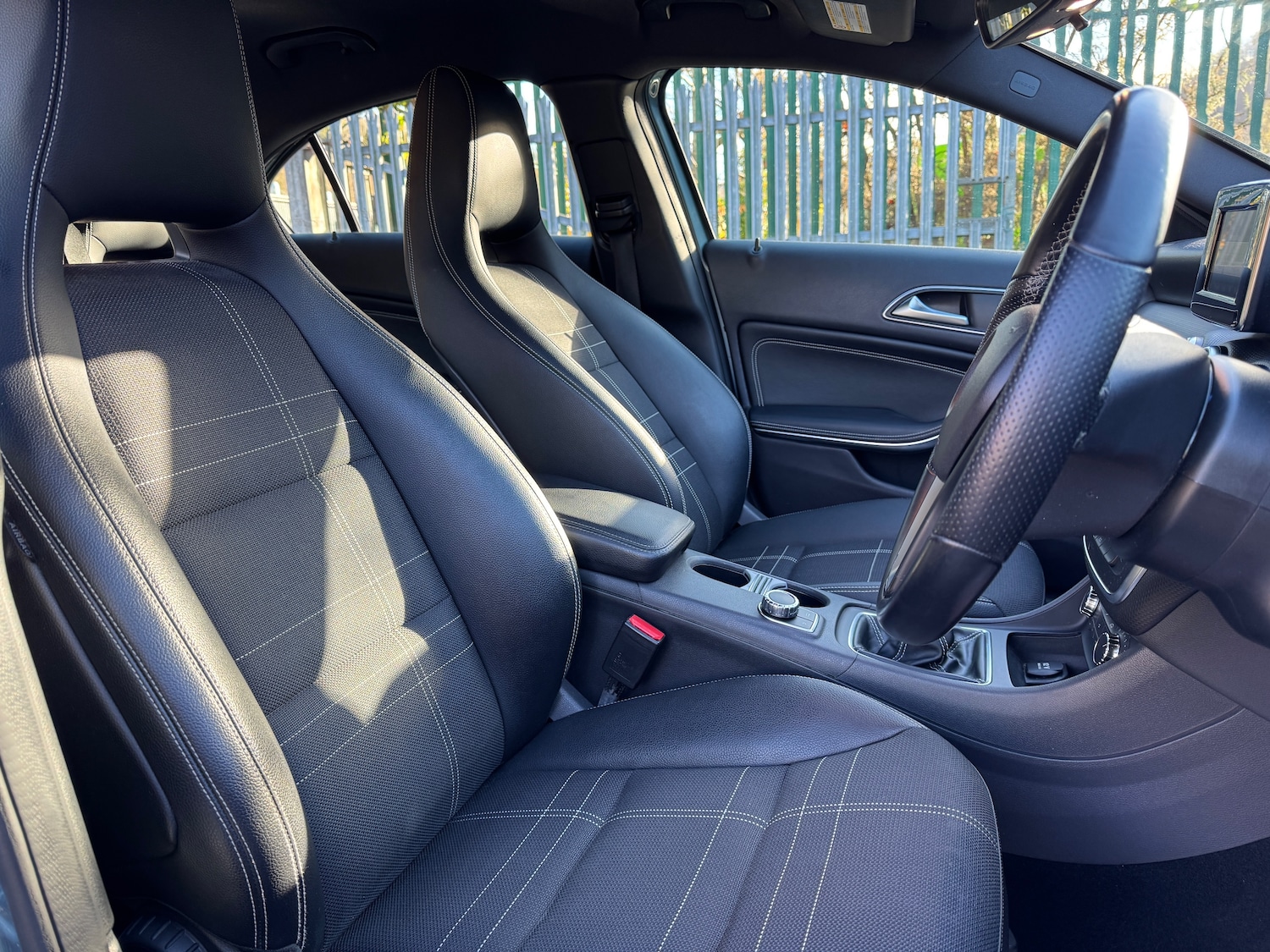 Used Mercedes-Benz A-Class 2013 for sale - 76557787: Photo 9