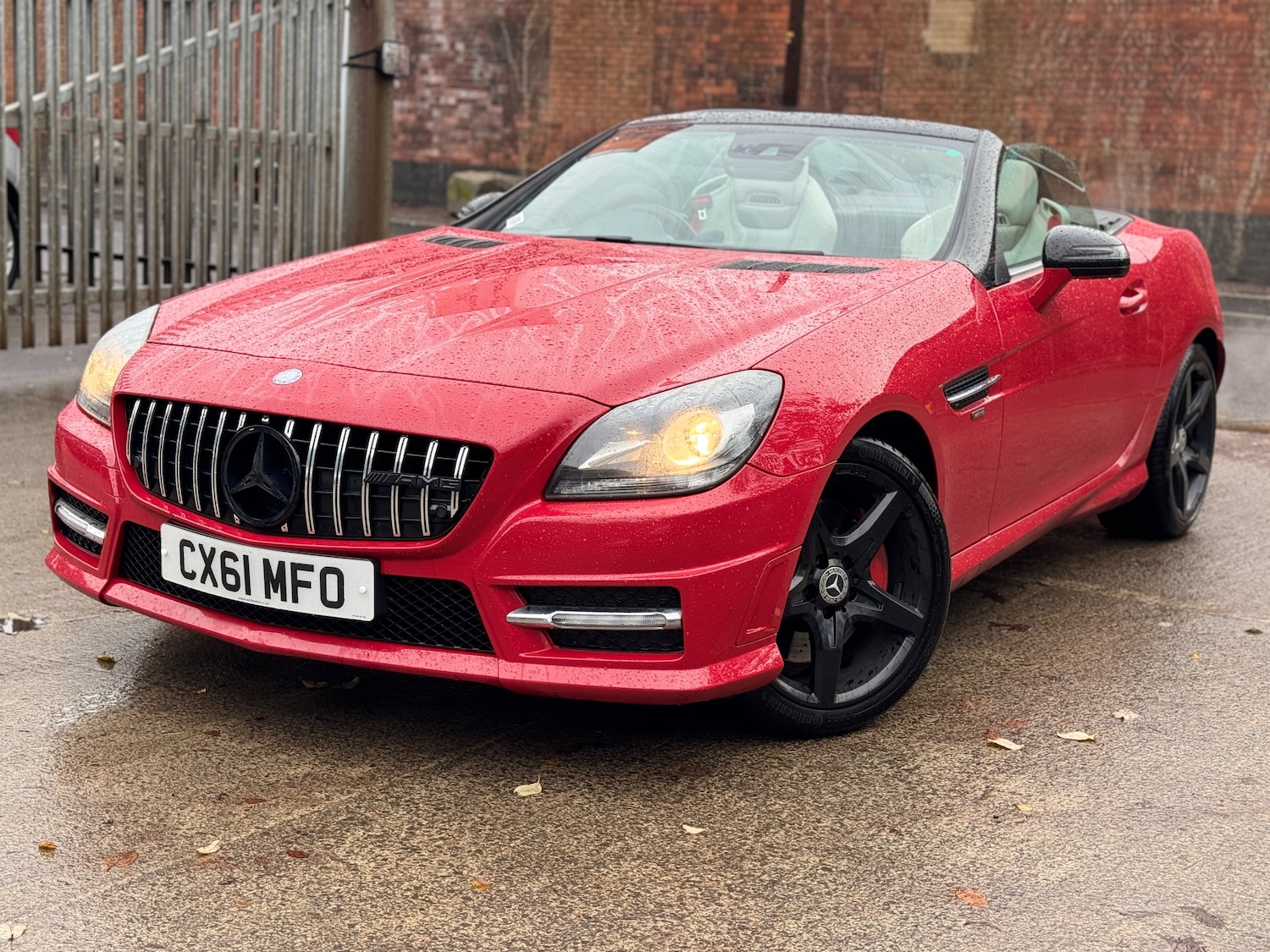 Used Mercedes-Benz SLK 2011 for sale - 76807769: Photo 9