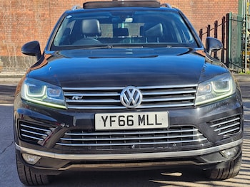 Used Volkswagen Touareg 2016 for sale - 77555424: Photo