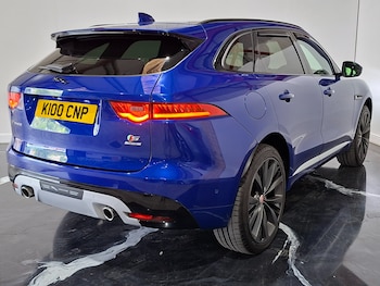Used Jaguar F-Pace 2016 for sale - 79277206: Photo