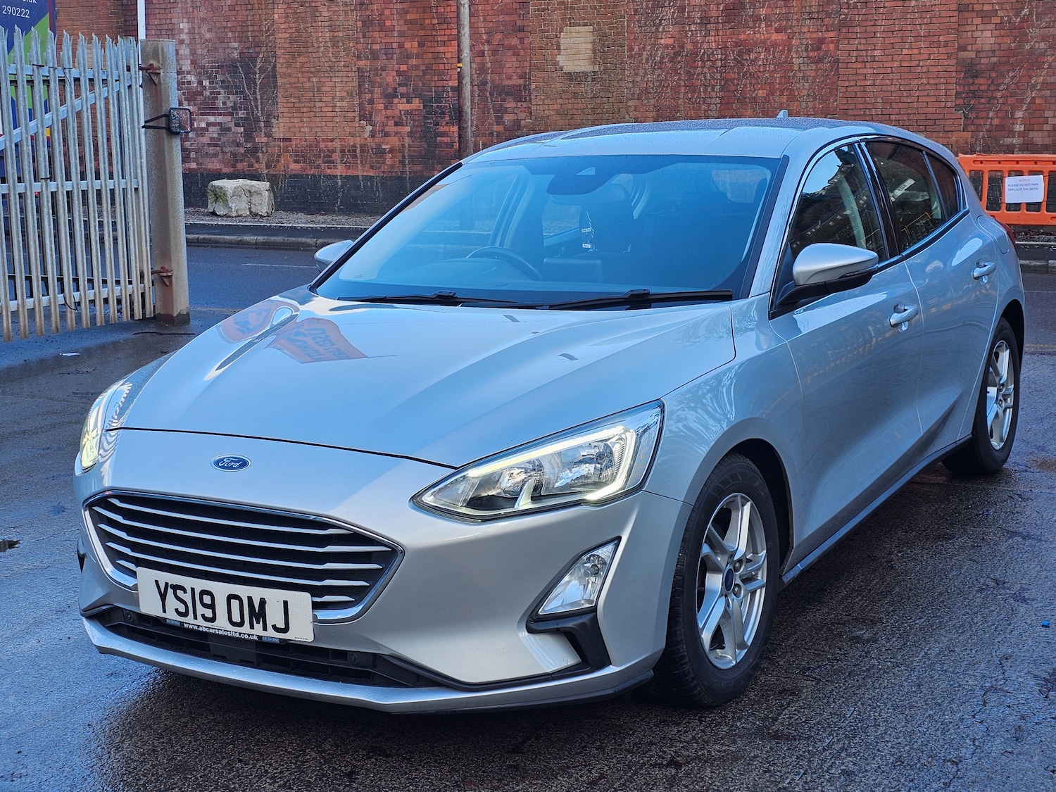 Used Ford Focus 2019 for sale - 76750893: Photo 3