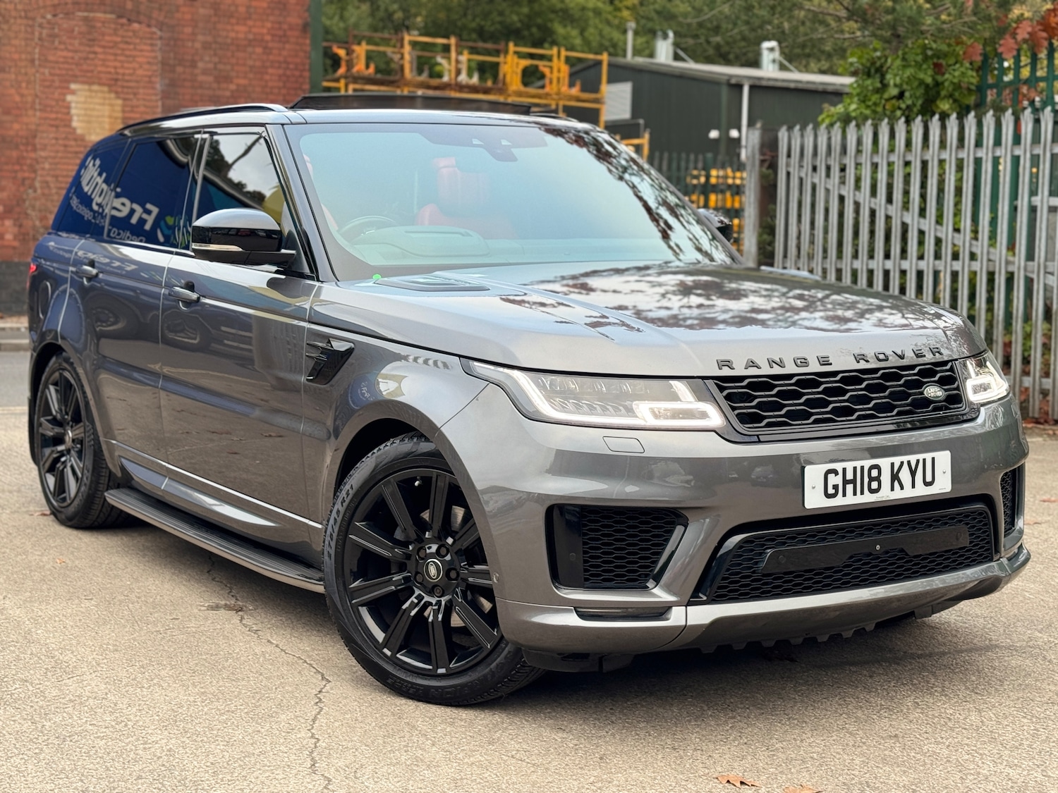 Used Land Rover Range Rover Sport 2018 for sale - 76040549: Photo 1