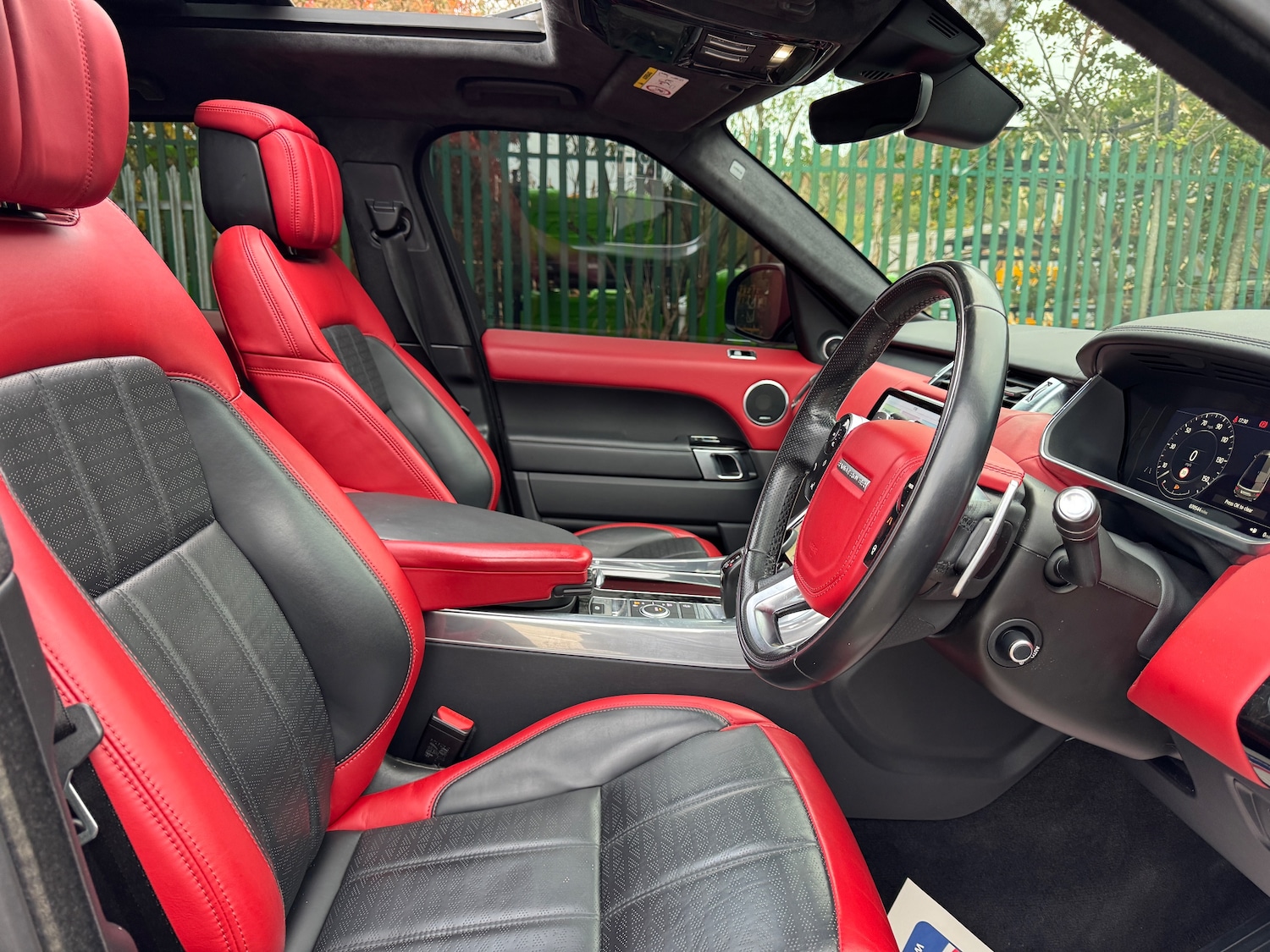Used Land Rover Range Rover Sport 2018 for sale - 76040549: Photo 14