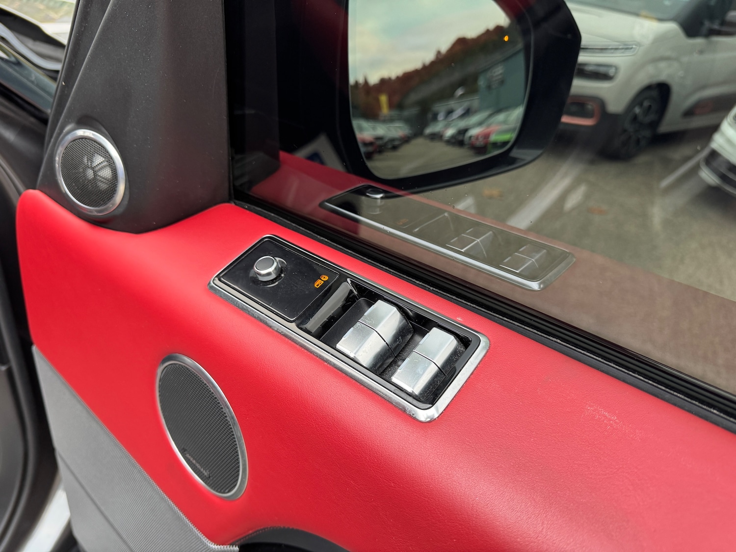 Used Land Rover Range Rover Sport 2018 for sale - 76040549: Photo 20