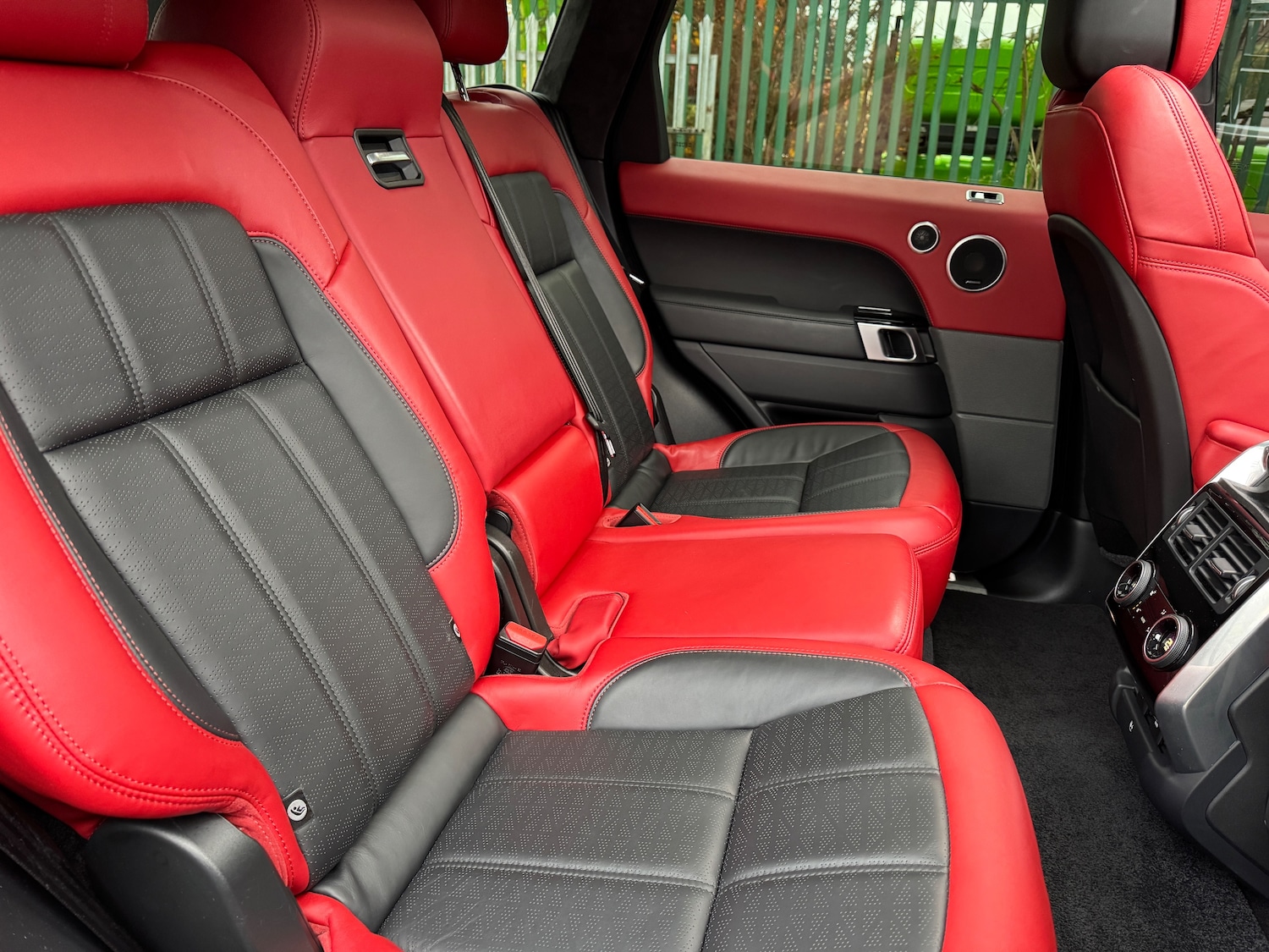 Used Land Rover Range Rover Sport 2018 for sale - 76040549: Photo 23