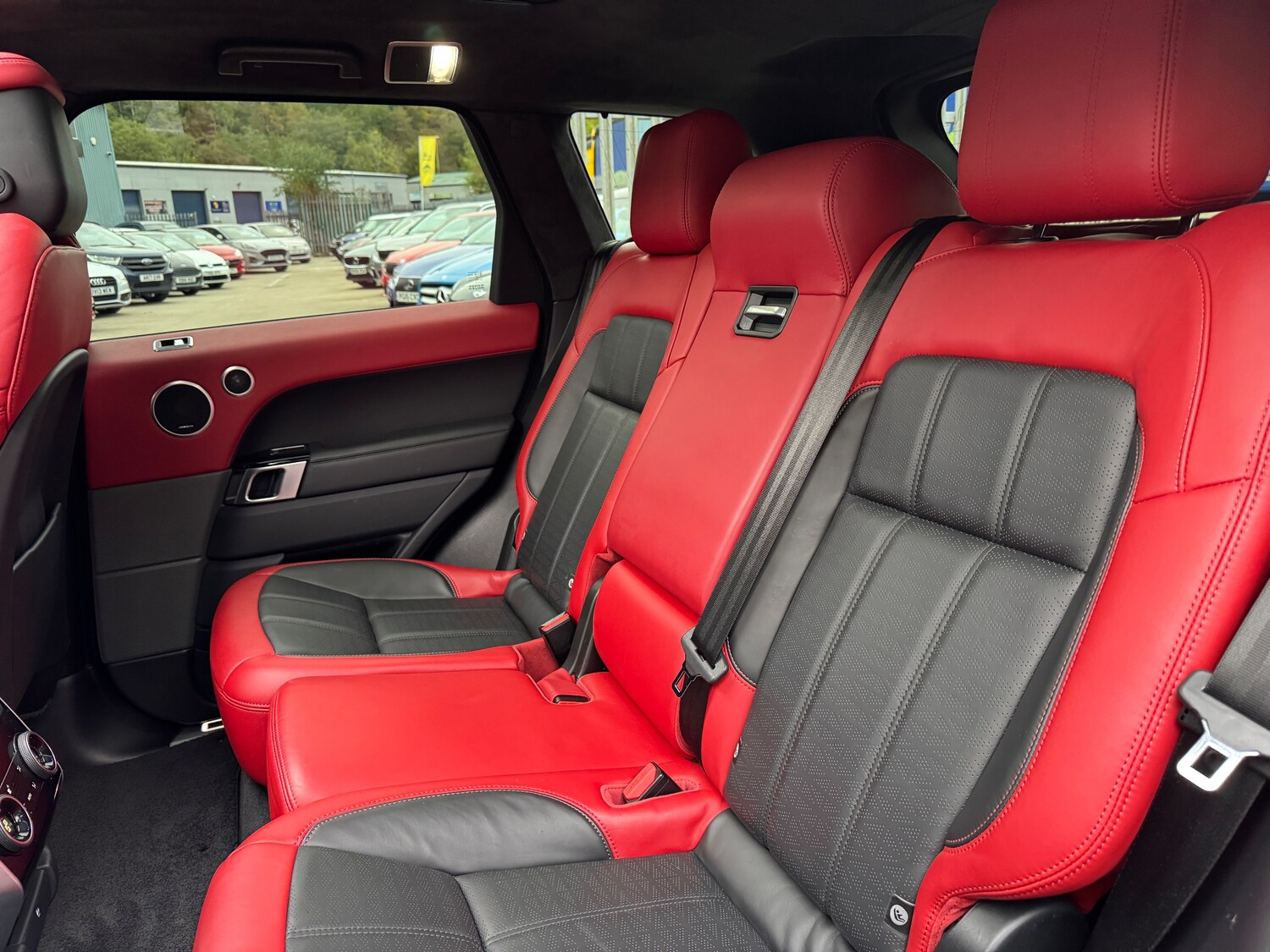 Used Land Rover Range Rover Sport 2018 for sale - 76040549: Photo 34
