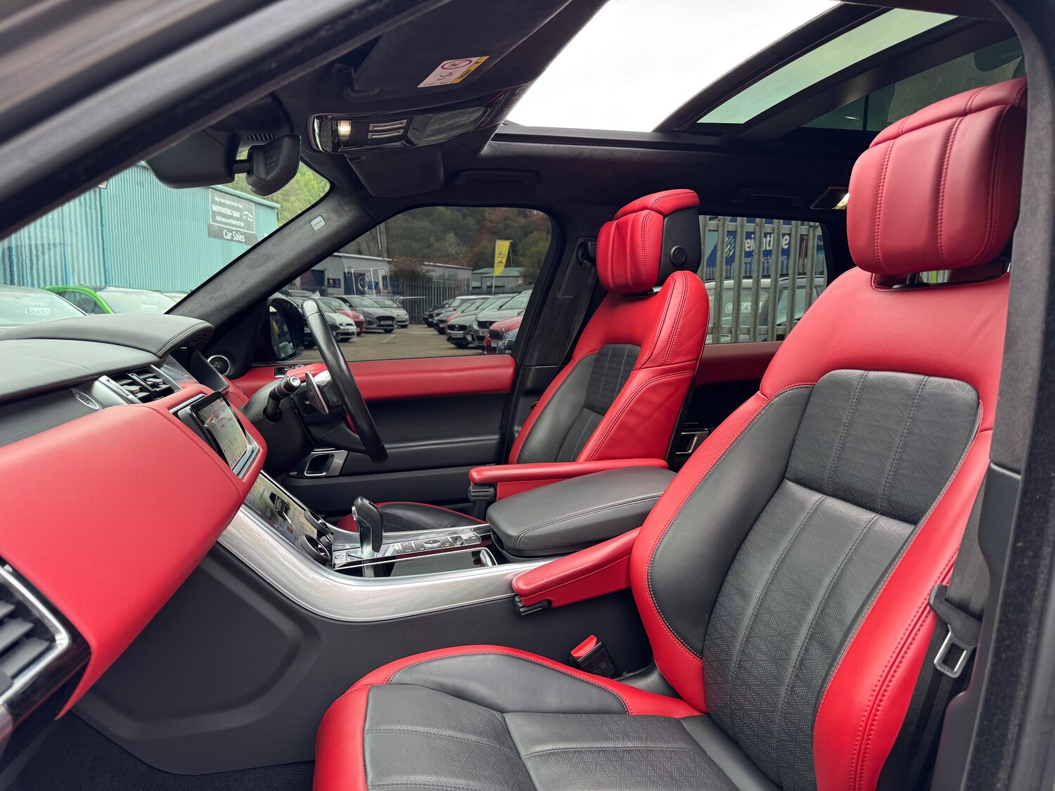 Used Land Rover Range Rover Sport 2018 for sale - 76040549: Photo 37