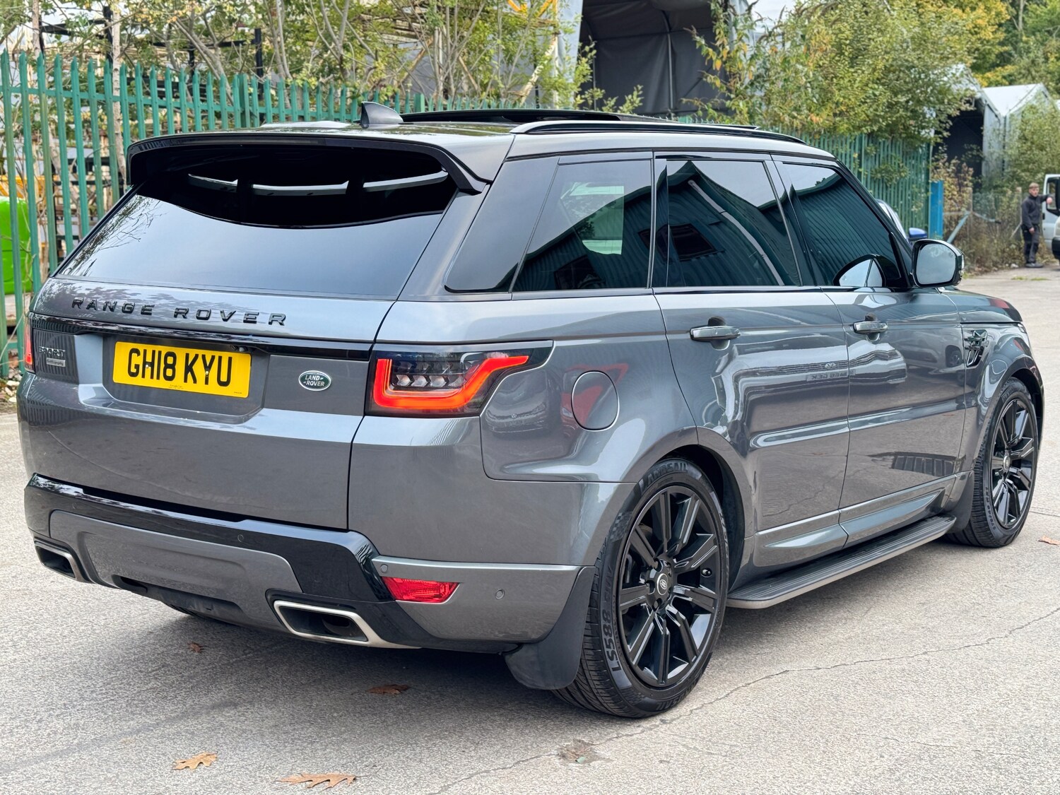 Used Land Rover Range Rover Sport 2018 for sale - 76040549: Photo 5