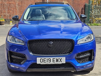 Used Jaguar F-Pace 2019 for sale - 78324996: Photo