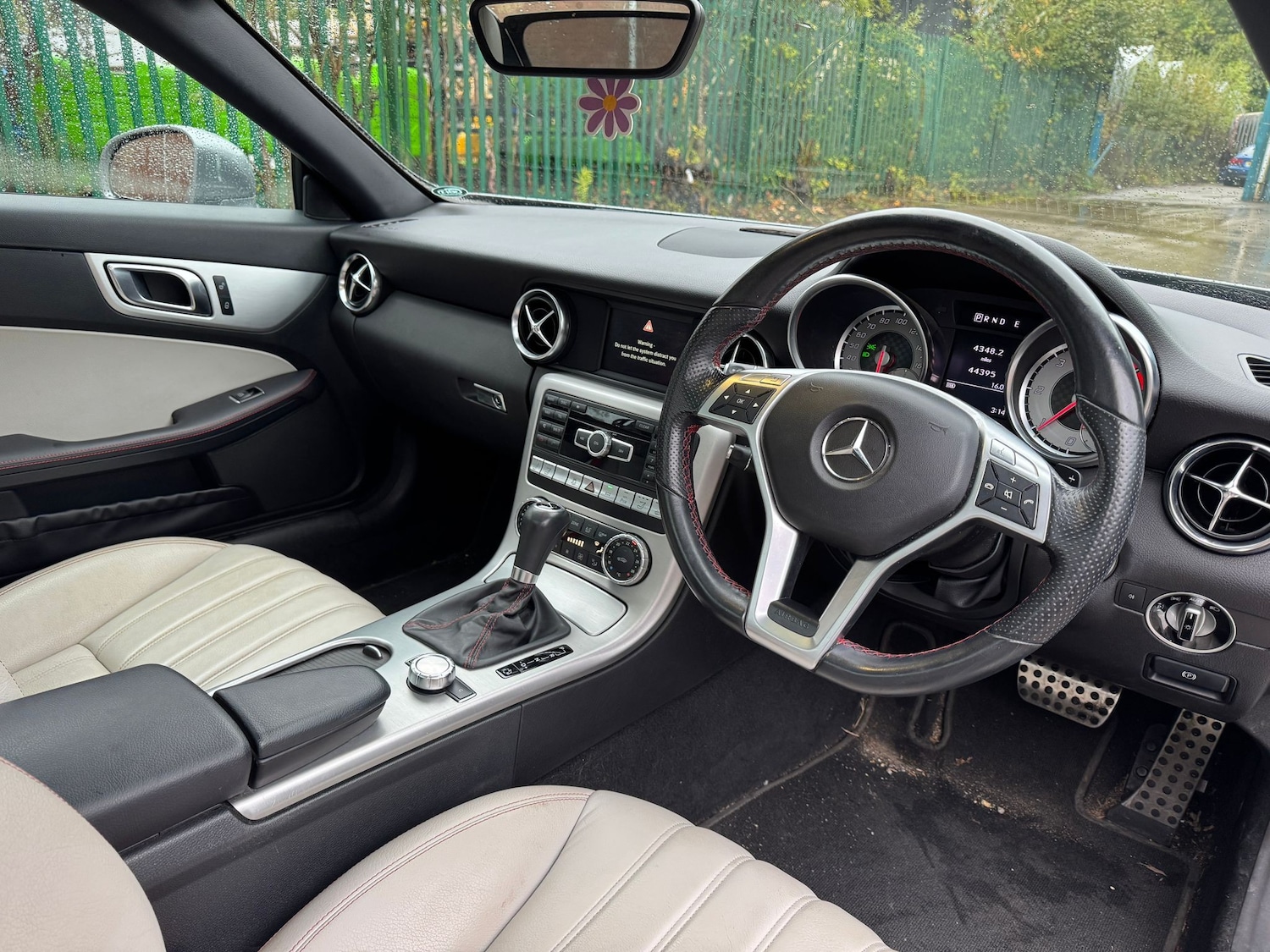 Used Mercedes-Benz SLK 2013 for sale - 76165156: Photo 5