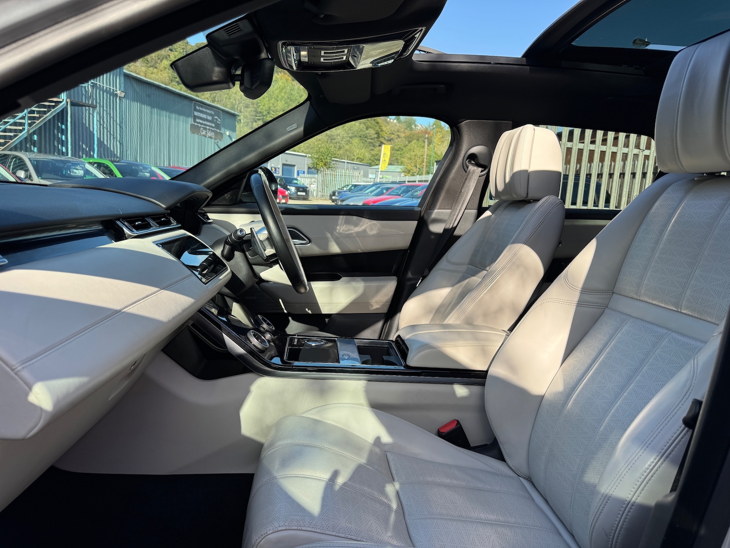 Used Land Rover Range Rover Velar 2019 for sale - 75912577: Photo 28