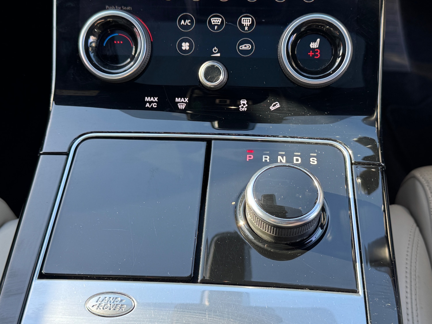 Used Land Rover Range Rover Velar 2019 for sale - 75912577: Photo 37