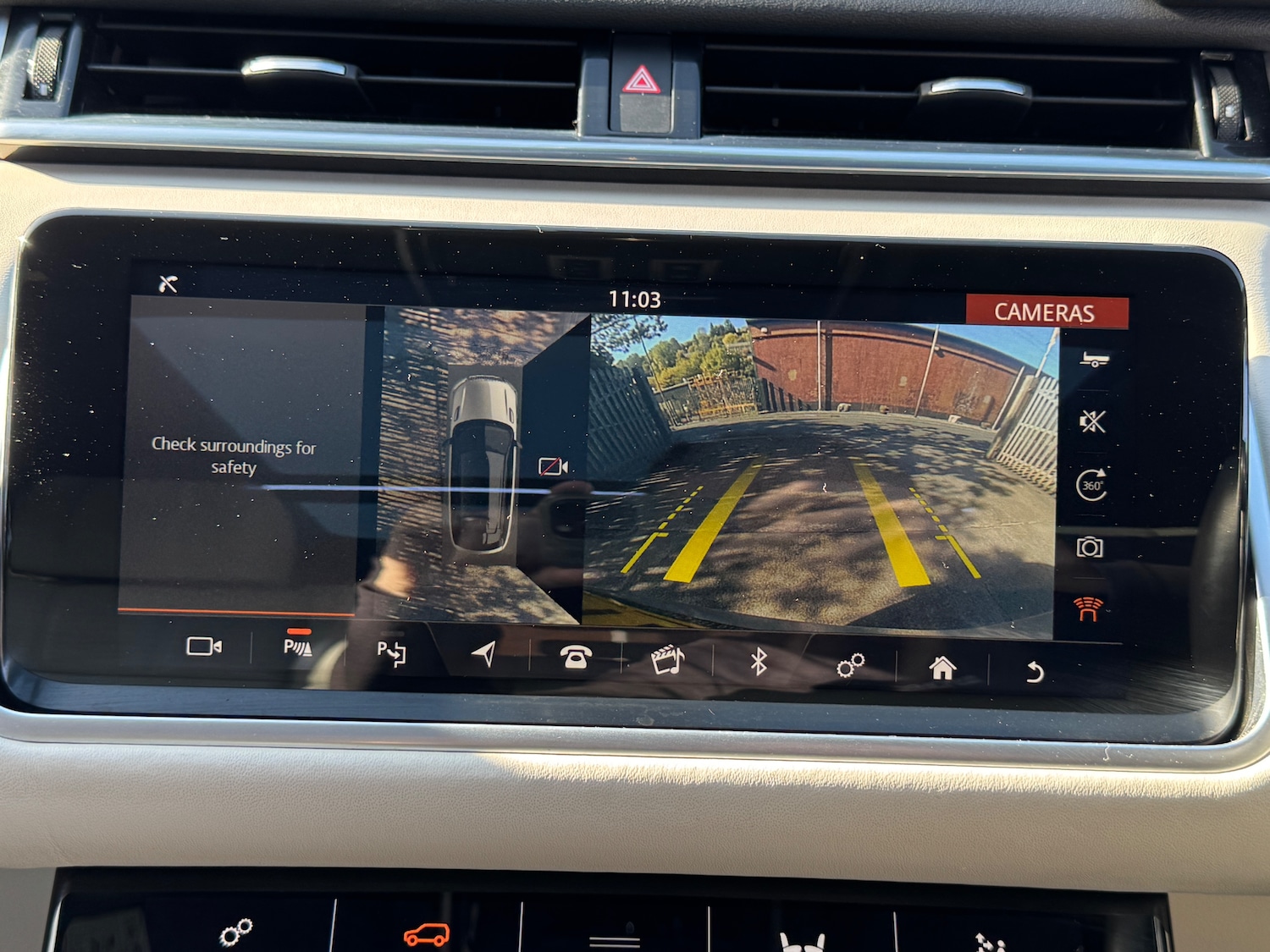 Used Land Rover Range Rover Velar 2019 for sale - 75912577: Photo 38