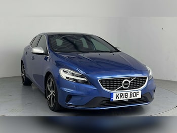Used Volvo V40 2018 for sale - 78345421: Photo