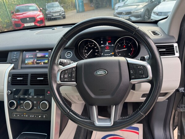 Used Land Rover Discovery Sport 2018 for sale - 76219720: Photo 15