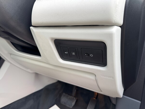 Used Land Rover Discovery Sport 2018 for sale - 76219720: Photo 16