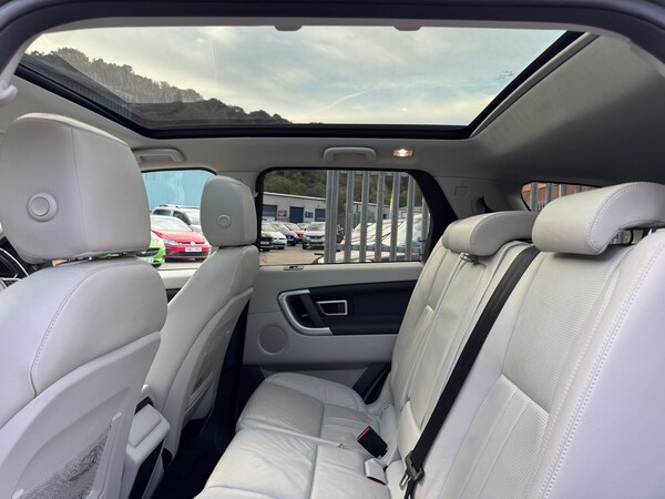 Used Land Rover Discovery Sport 2018 for sale - 76219720: Photo 27