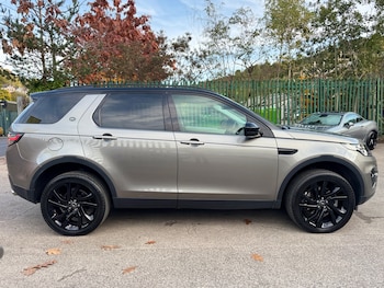 Used Land Rover Discovery Sport 2018 for sale - 76219720: Photo 4