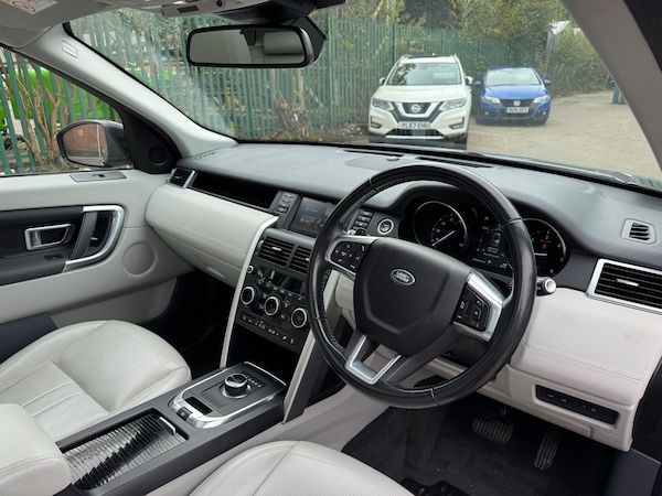 Used Land Rover Discovery Sport 2018 for sale - 76219720: Photo 8