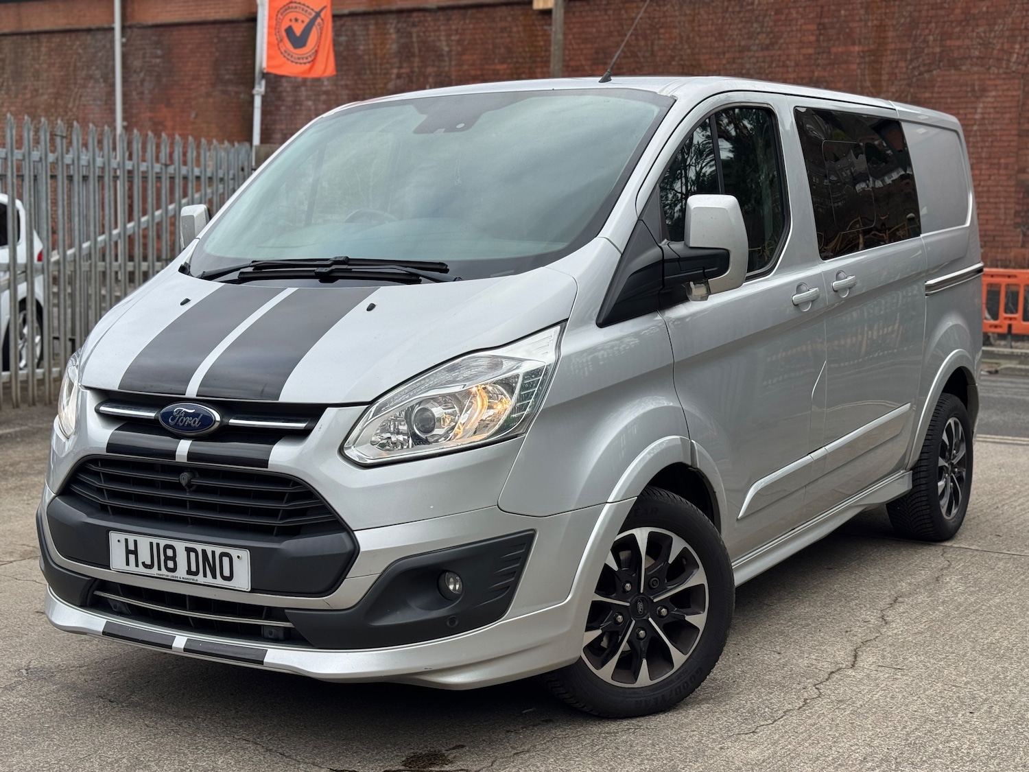 Used Ford Transit Custom 2018 for sale - 77730029: Photo 2
