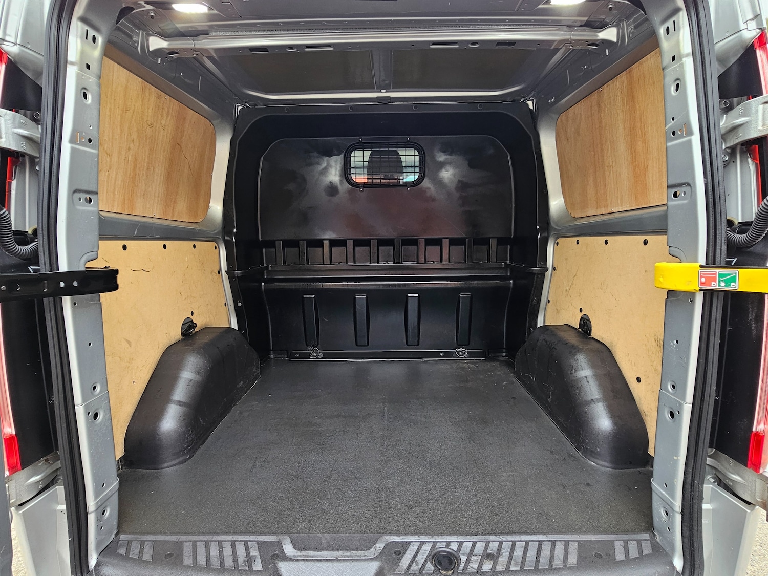 Used Ford Transit Custom 2018 for sale - 77730029: Photo 8