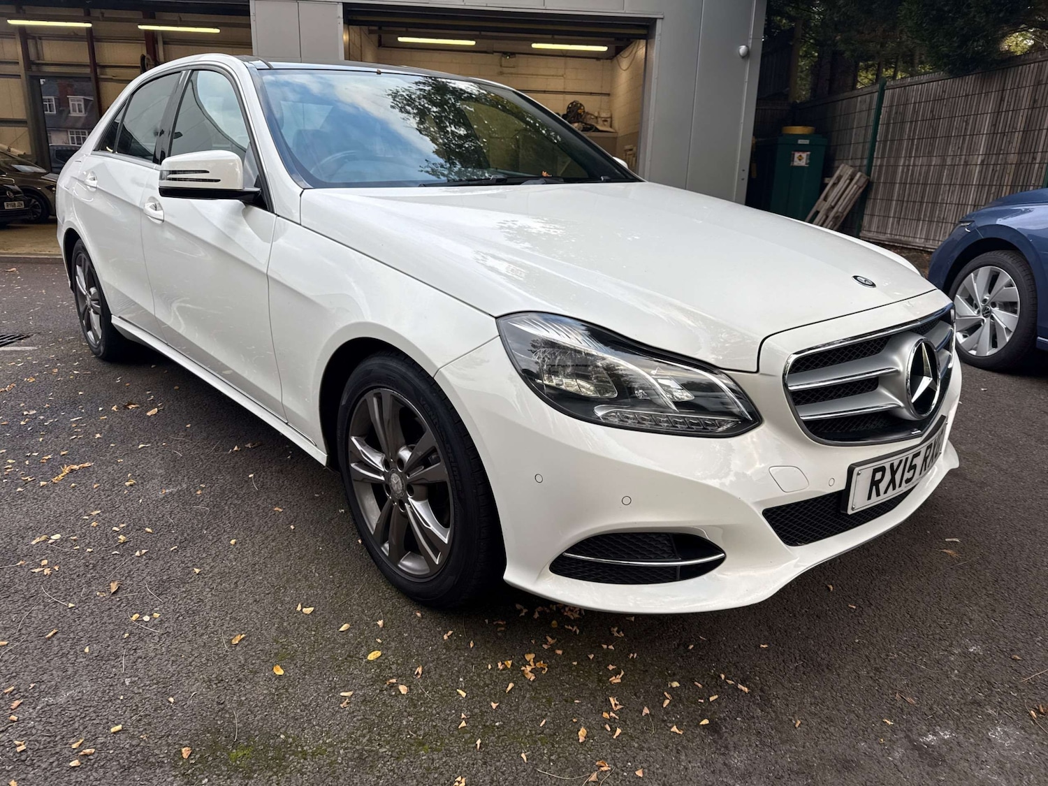 Used Mercedes-Benz E Class 2015 for sale - 76320023: Photo 1