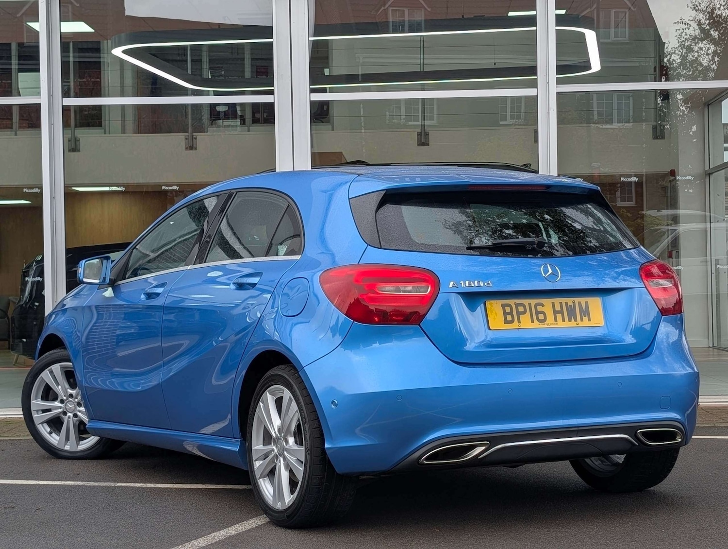 Used Mercedes-Benz A-Class 2016 for sale - 76341047: Photo 3