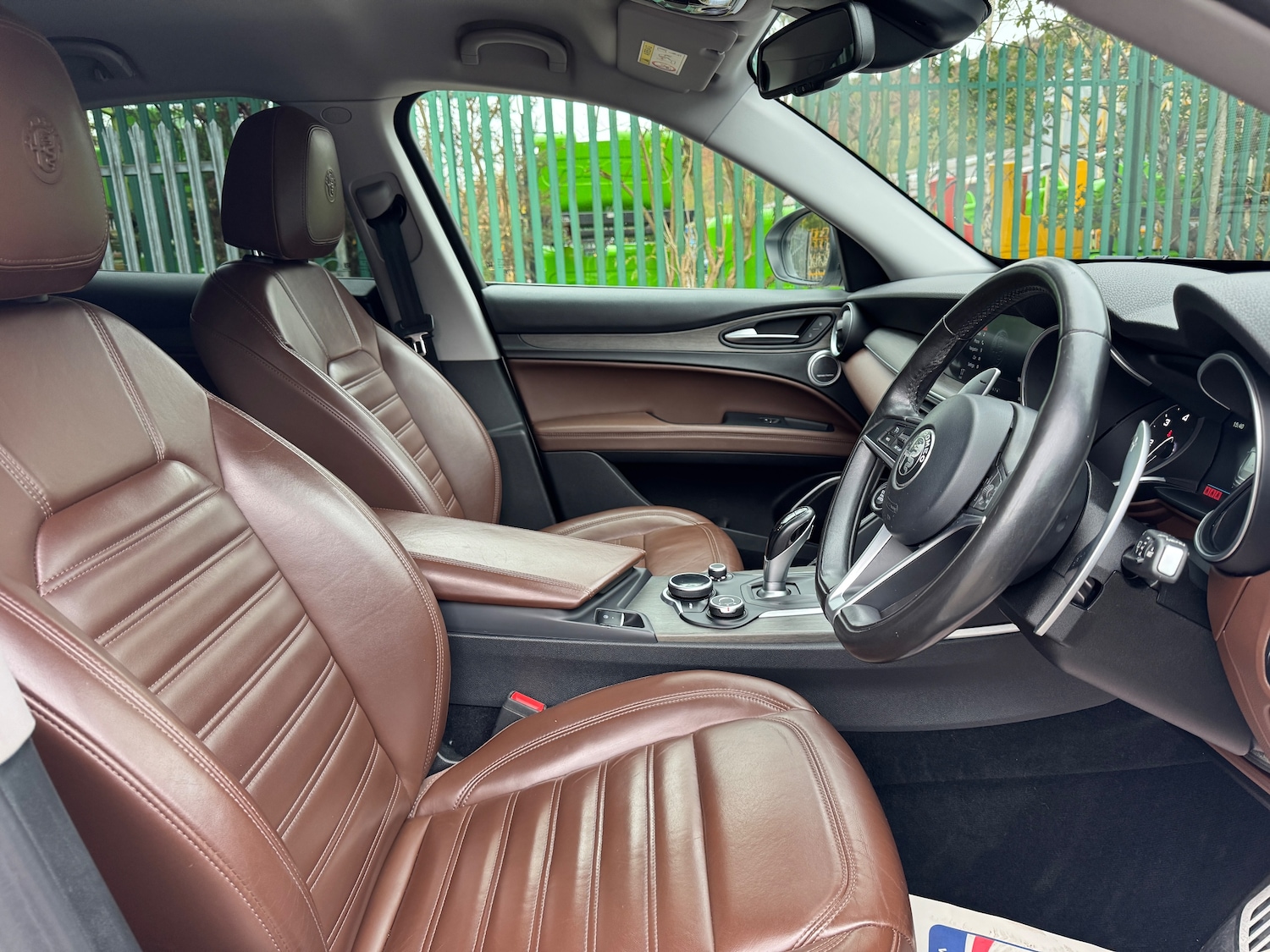 Used Alfa Romeo Stelvio 2017 for sale - 76581242: Photo 12