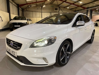 Used Volvo V40 2013 for sale - 77118118: Photo