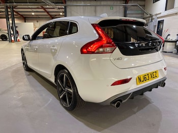 Used Volvo V40 2013 for sale - 77118118: Photo