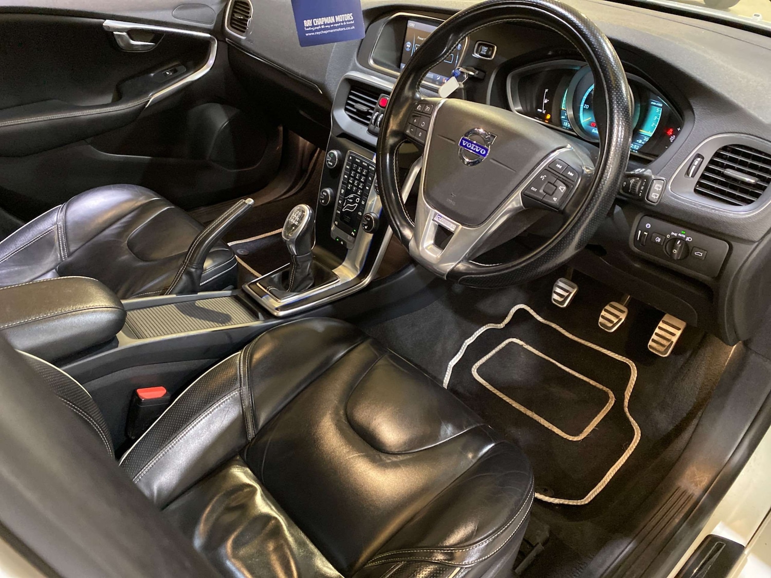 Used Volvo V40 2013 for sale - 77118118: Photo 7