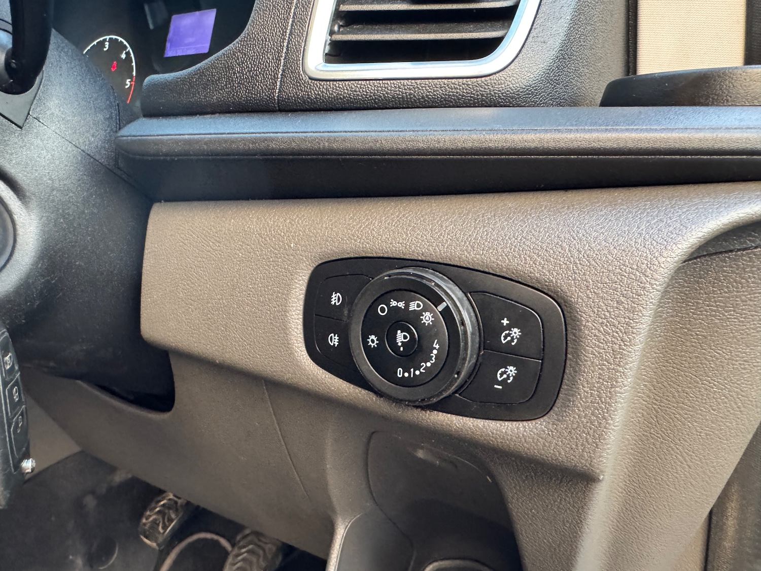 Used Ford Transit Custom 2018 for sale - 76362287: Photo 16