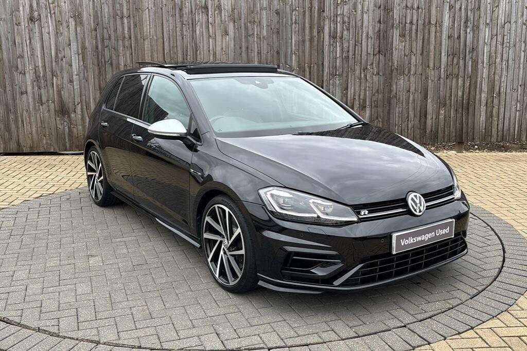 Used Volkswagen Golf 2020 for sale - 76416494: Photo 1