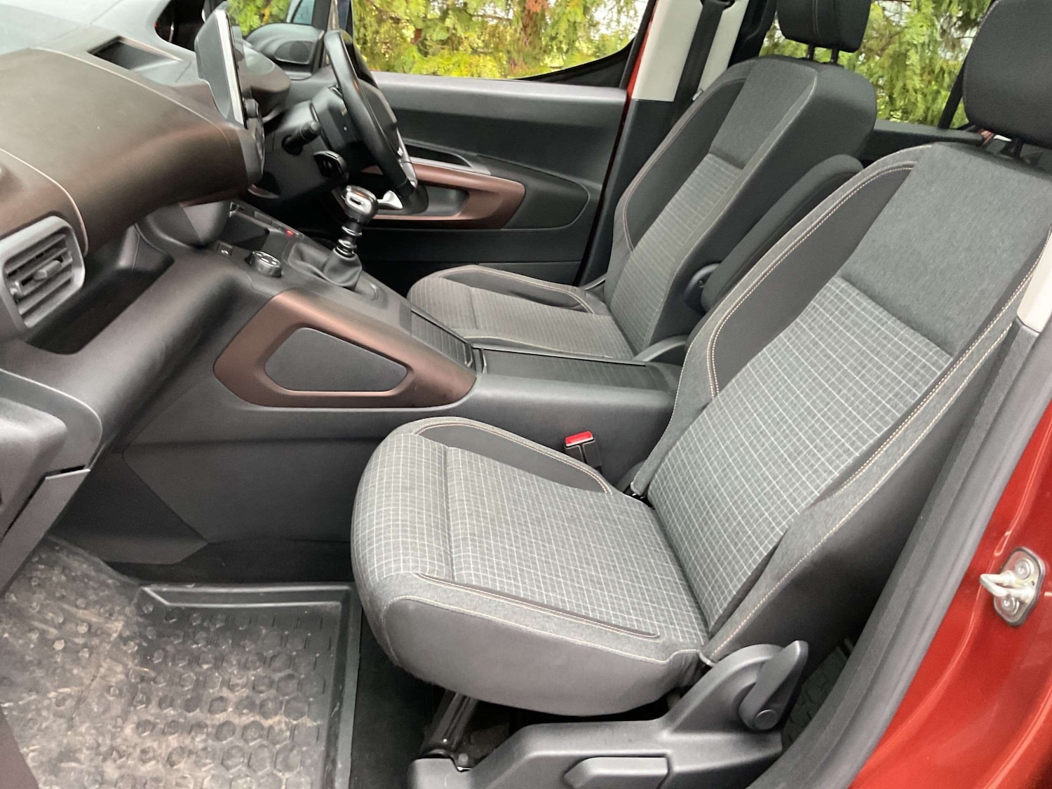 Used Peugeot Rifter 2019 for sale - 77364094: Photo 4