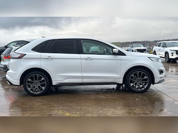 Used Ford Edge 2017 for sale - 77323988: Photo