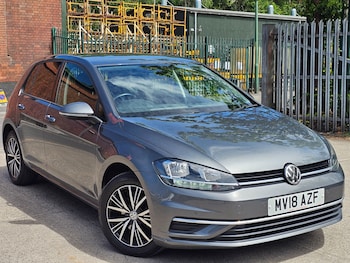 Used Volkswagen Golf 2018 for sale - 78750386: Photo