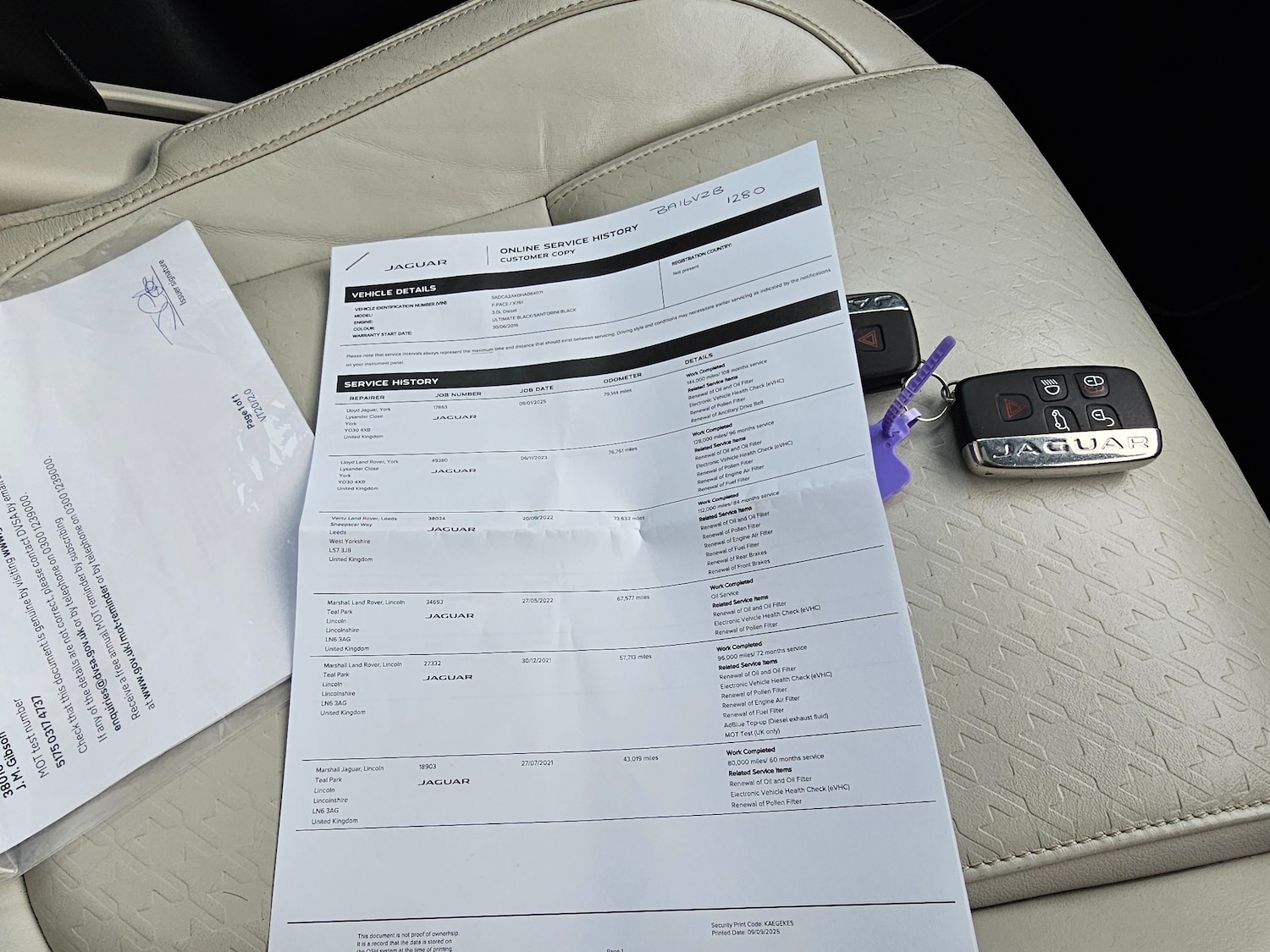 Used Jaguar F-Pace 2016 for sale - 75908572: Photo 28