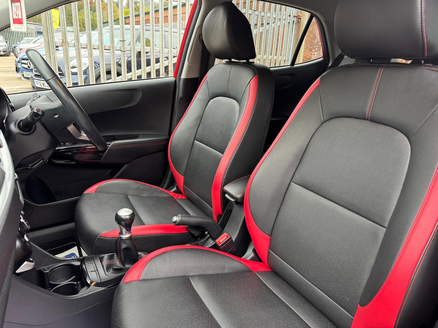 Used Kia Picanto 2018 for sale - 76273695: Photo 24