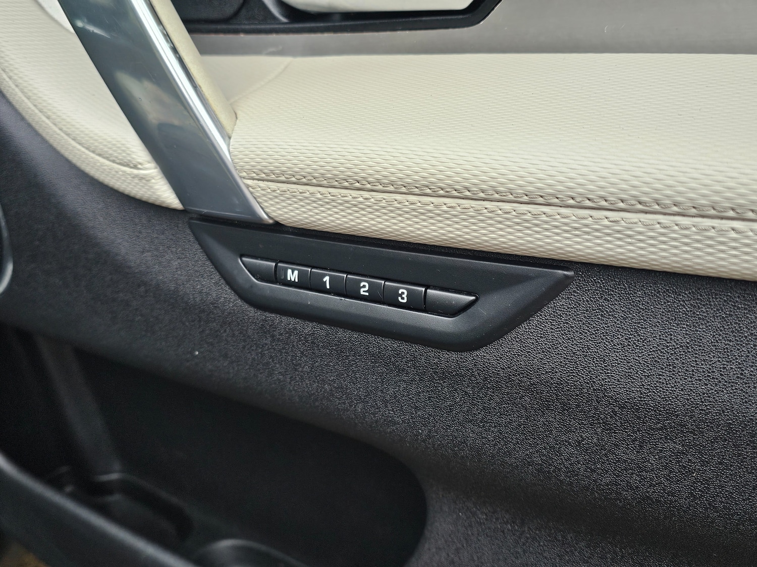 Used Land Rover Discovery Sport 2021 for sale - 77200750: Photo 19