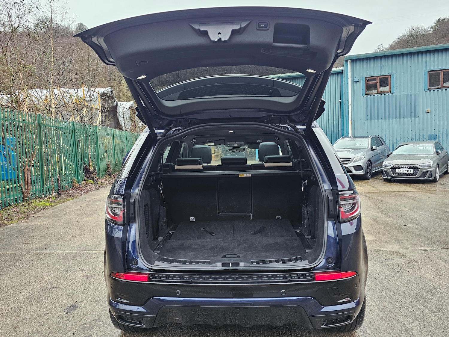 Used Land Rover Discovery Sport 2021 for sale - 77200750: Photo 9