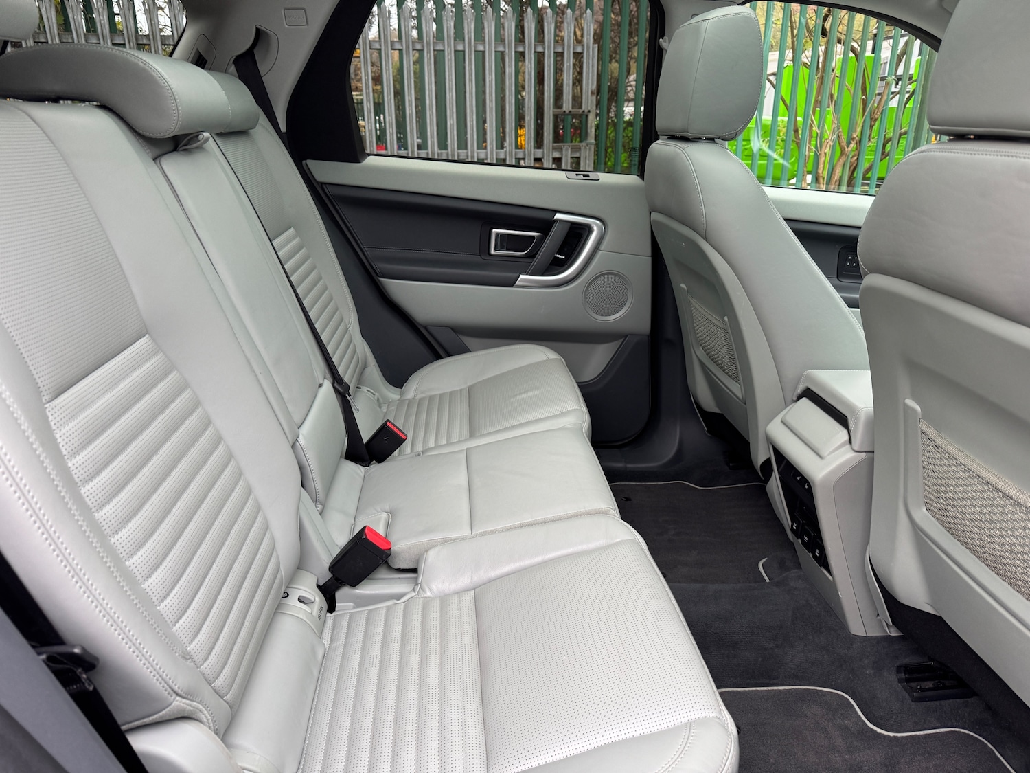 Used Land Rover Discovery Sport 2018 for sale - 76480827: Photo 21